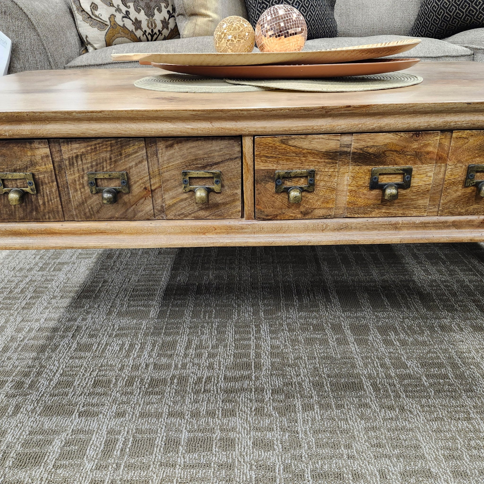 Stylish Coffee & End Table