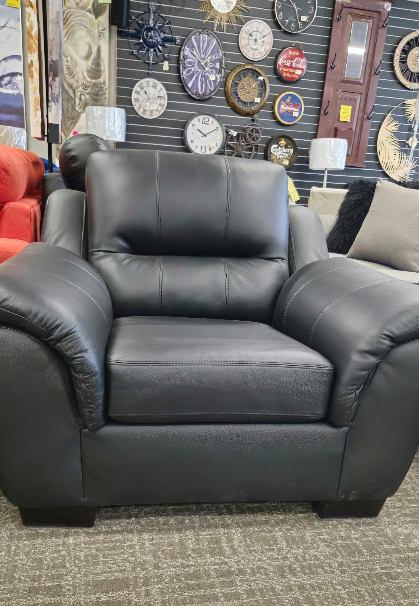 Black Leather Arm Chair
